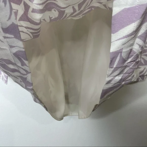 Boden Leaf Print Beaded‎ Front Top Size 6 - Picture 5 of 6